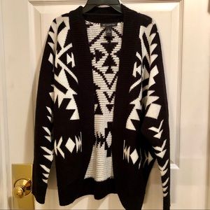 INC Aztec Geometric Patterned B&W Cardigan